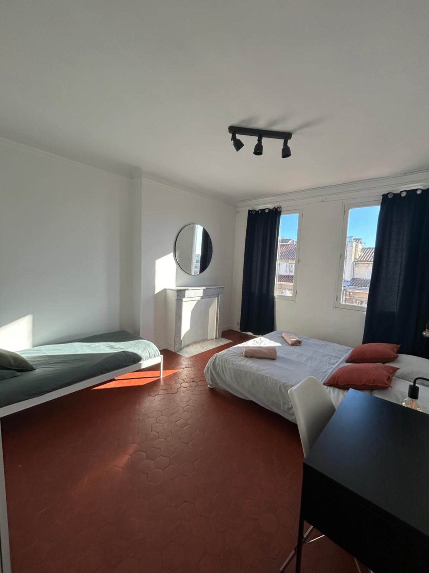 Mai Homes - Le Colbert Marseille Bagian luar foto